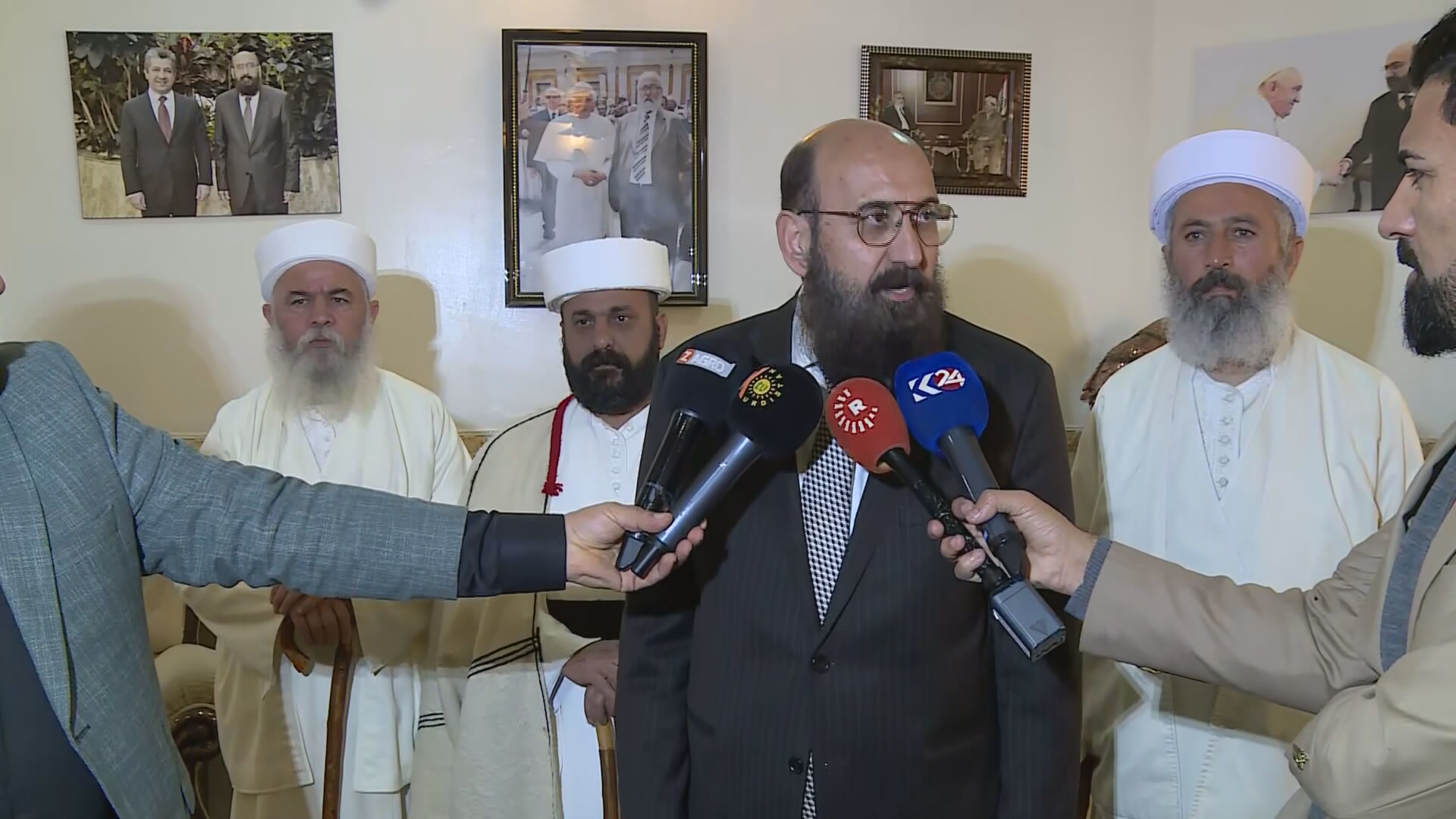 Yazidi prince urges participation in provincial council elections